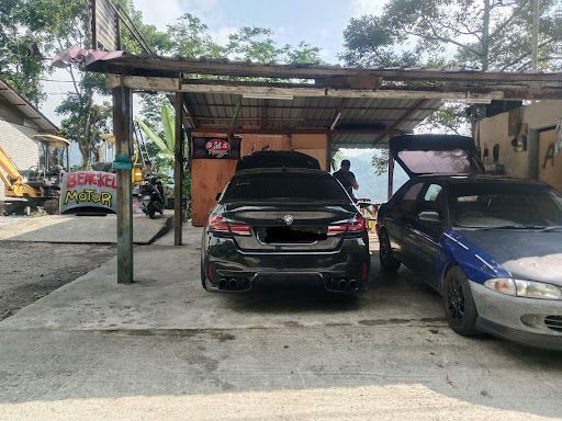 DIN AUTO GARAGE