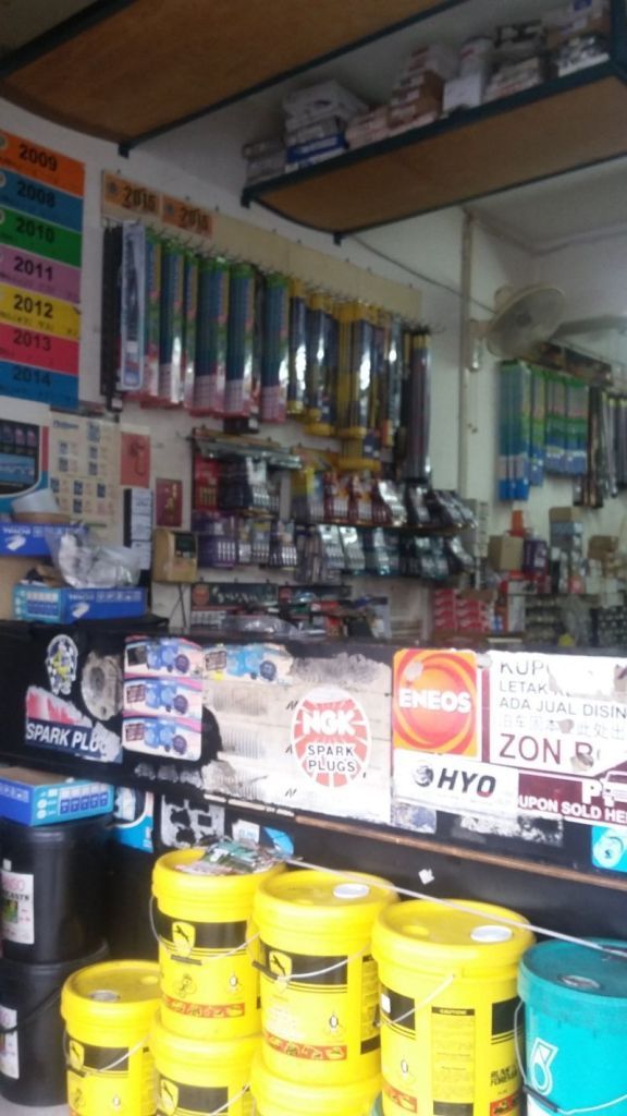Hong Sheng Spare Parts Auto Supplies